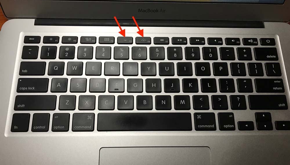 MacBook Air笔记本怎么使用键盘灯?